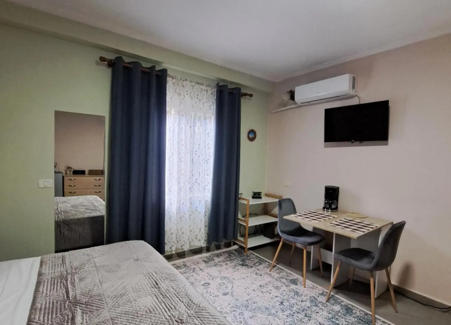 Morfeas Guest House contacts